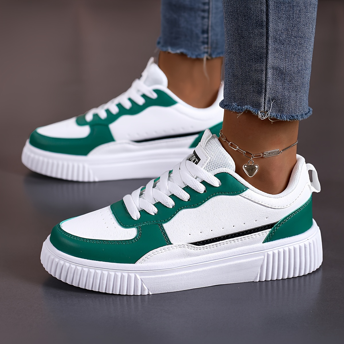 Women's High-Quality Casual Shoes, Lightweight Breathable Mesh with Synthetic Non-Slip Thick Sole Sneakers, Suitable for Work Running Travel. Elegant Footwear, Fashionable Shoe Style