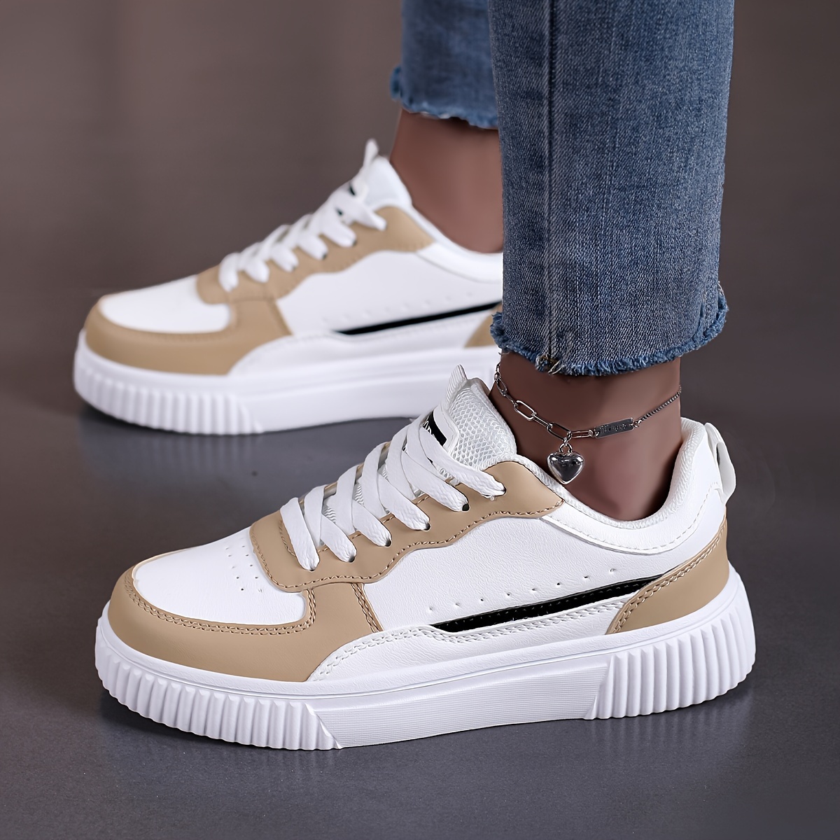 Women's High-Quality Casual Shoes, Lightweight Breathable Mesh with Synthetic Non-Slip Thick Sole Sneakers, Suitable for Work Running Travel. Elegant Footwear, Fashionable Shoe Style