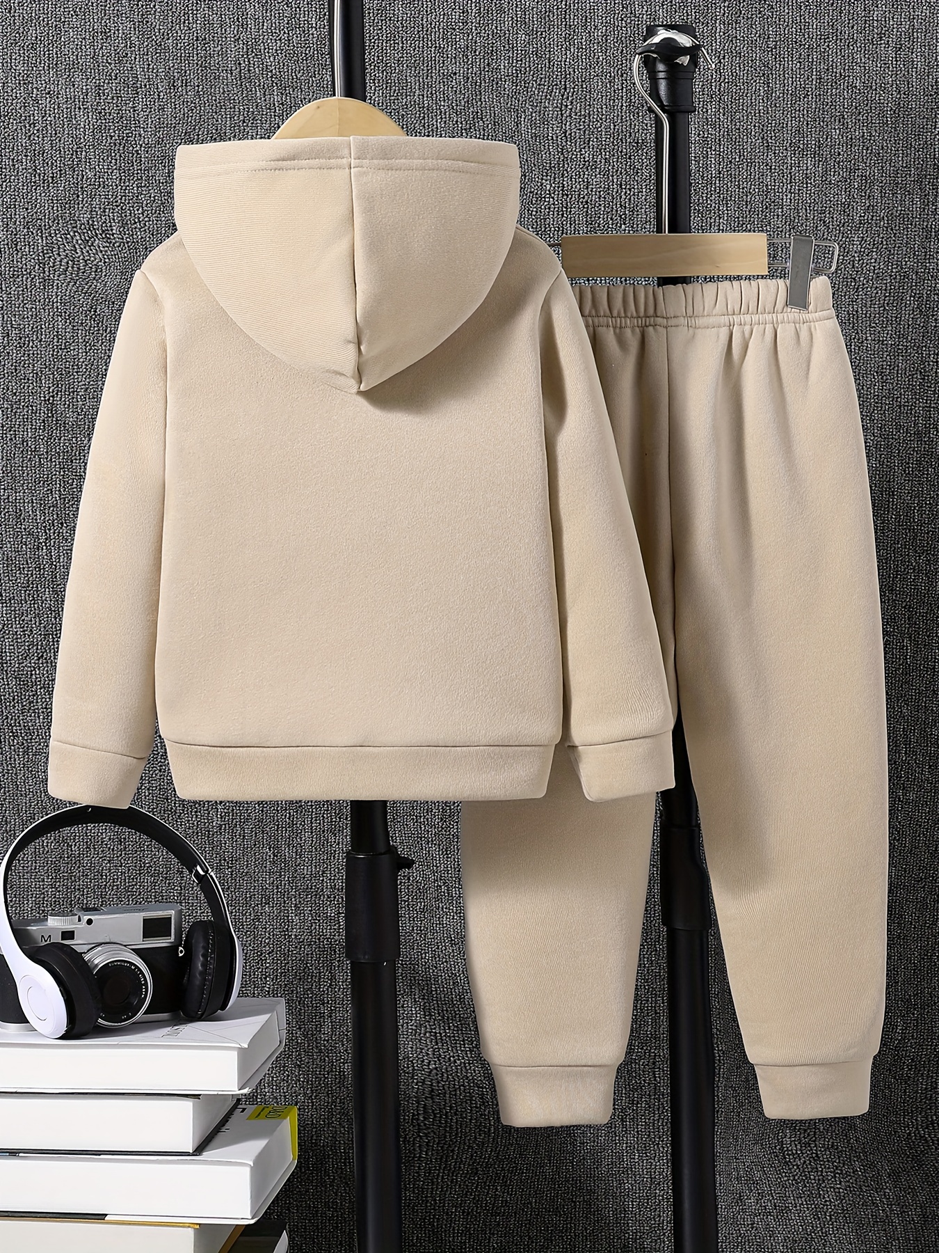 Boy's 2-piece Casual Co Ord Set, Long Sleeve Letter Embossed Hoodie And Jogger Pants, Comfy Spring Fall Clothes For Daily & Outdoor Wear