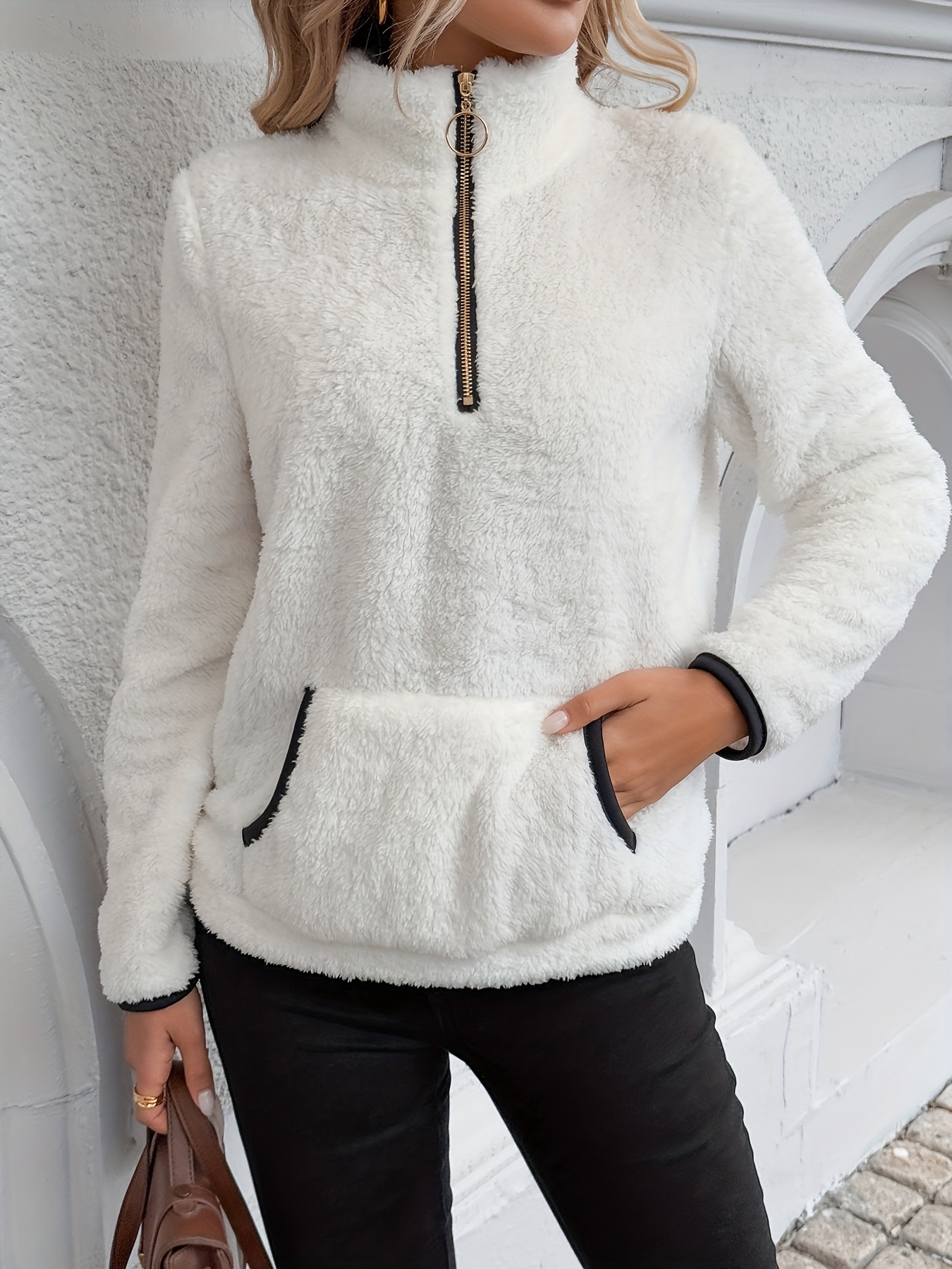 Cozy Fuzzy Womens Zip Front Sweatshirt with Contrast Trim - Stylish Kangaroo Pocket for Fall & Winter Casual Wear