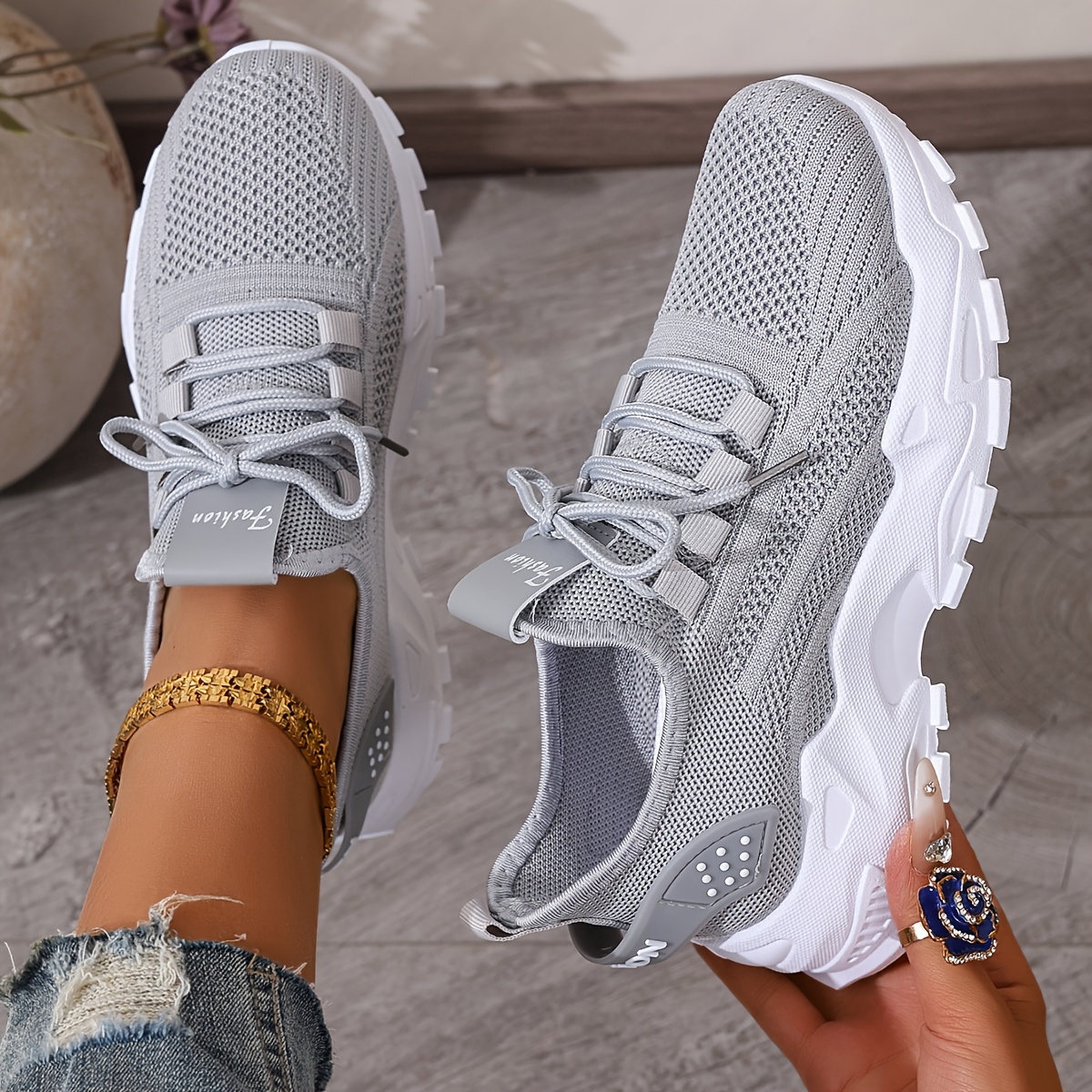 Women's Fashion Breathable Knit Sneakers, New Spring/Autumn Casual Lightweight Soft-Sole Walking Shoes, Comfortable Low-Top Running Shoes for Outdoor Use - Image 10
