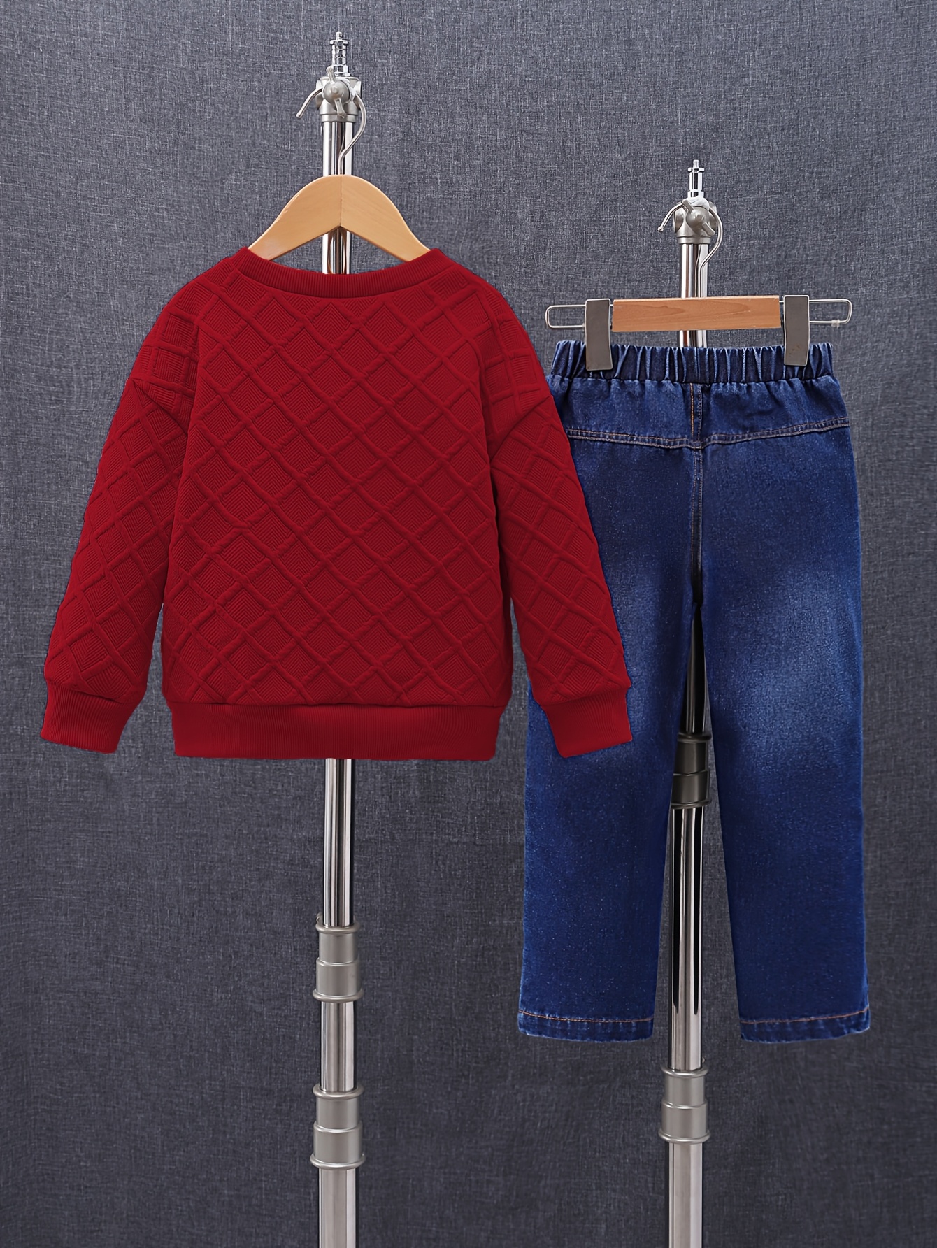 Two-Piece Boys' Youth Textured Fabric King Print Round Neck Long Sleeve Sweatshirt & Elastic Waist Slant Pocket Casual Faux Denim Set for Spring/Autumn, Perfect for Outdoor