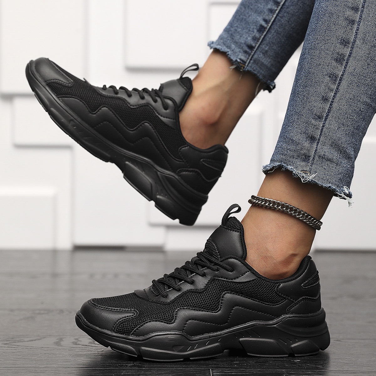 Women'S Breathable Lace-Up Trail Running Shoes - All-Season Outdoor Sports Footwear for Hiking, Trekking, and Running, Featuring a EVA Cushioned Insole, a Fabric Upper, And a Solid Color Design - Image 4