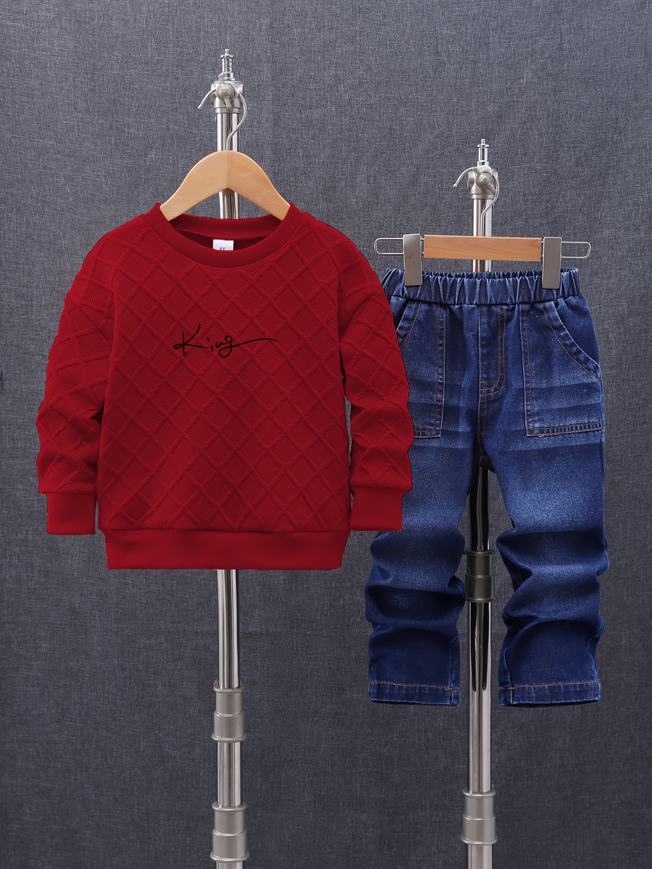 Two-Piece Boys' Youth Textured Fabric King Print Round Neck Long Sleeve Sweatshirt & Elastic Waist Slant Pocket Casual Faux Denim Set for Spring/Autumn, Perfect for Outdoor