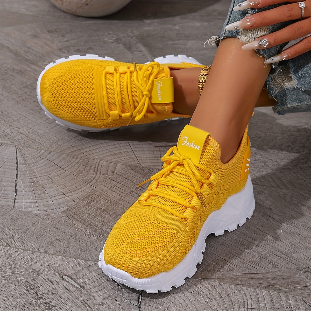 Women's Fashion Breathable Knit Sneakers, New Spring/Autumn Casual Lightweight Soft-Sole Walking Shoes, Comfortable Low-Top Running Shoes for Outdoor Use