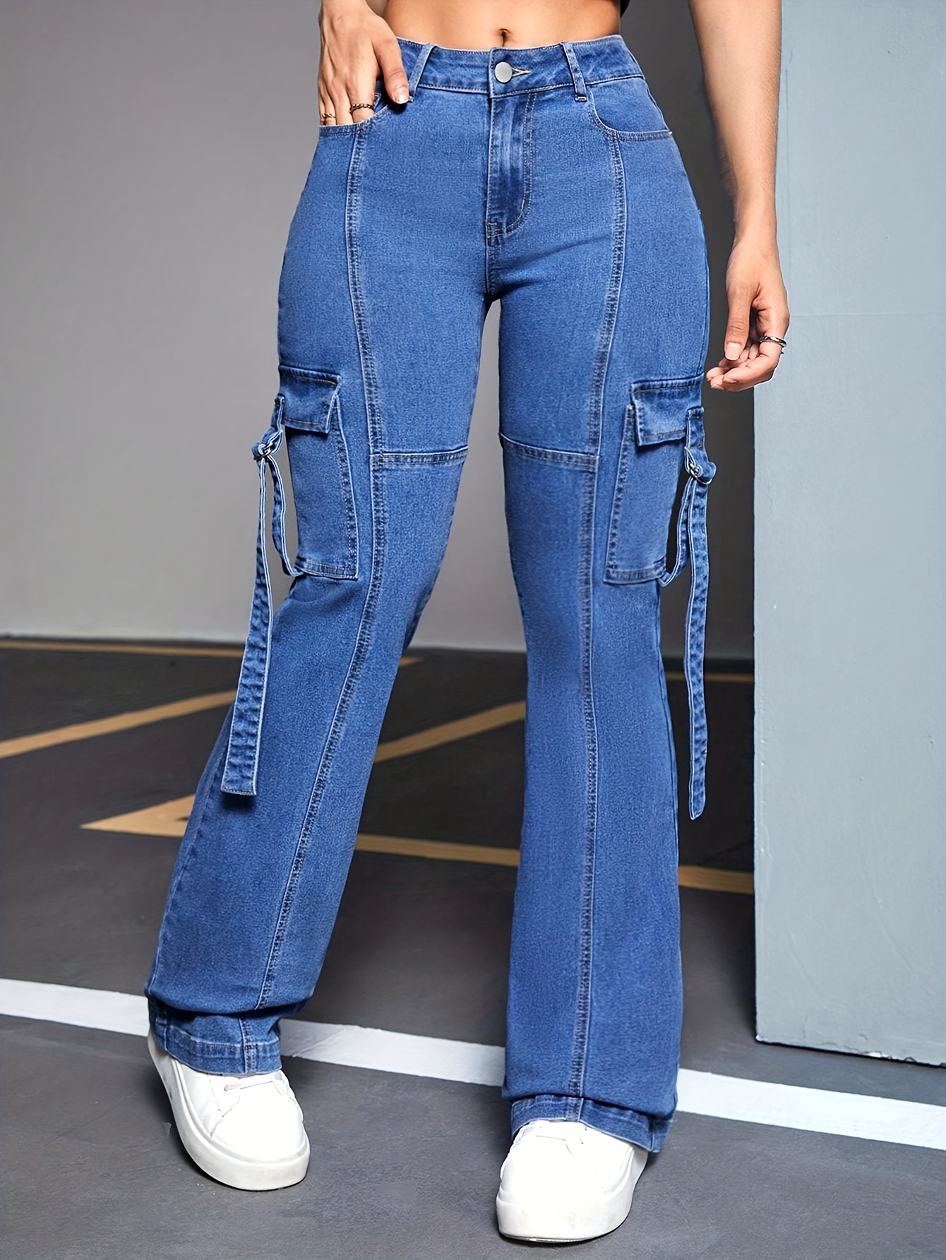 Women's Mid-Rise Stretch Jeans with Pockets, Casual Versatile Flared Pants